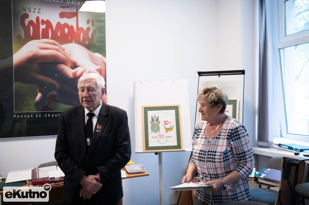 Członkowie Związku Sybiraków z Kutna odznaczeni