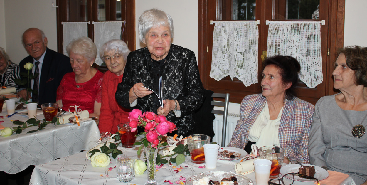 Ich młodość zatrzymała się na 80.