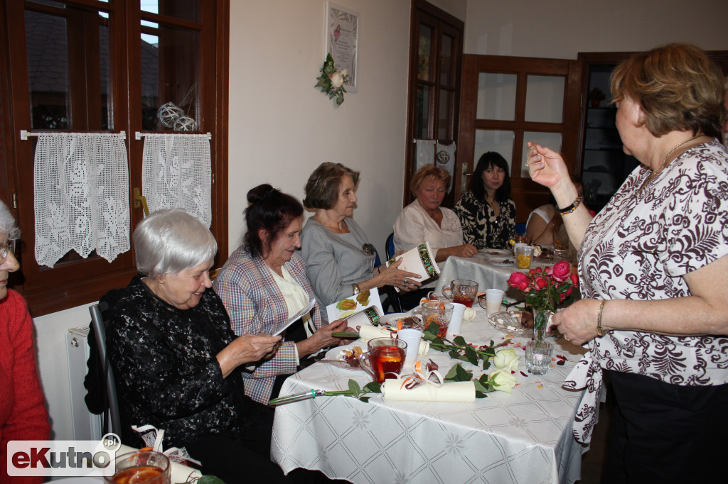 Ich młodość zatrzymała się na 80.