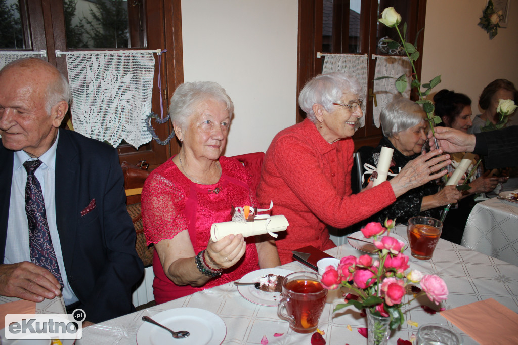 Ich młodość zatrzymała się na 80.