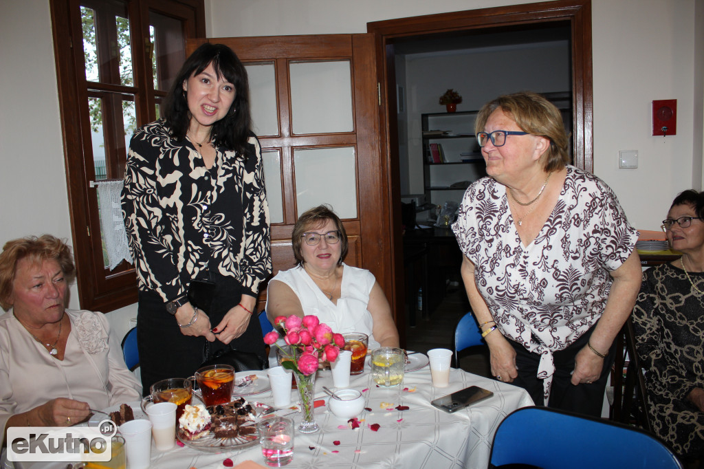 Ich młodość zatrzymała się na 80.