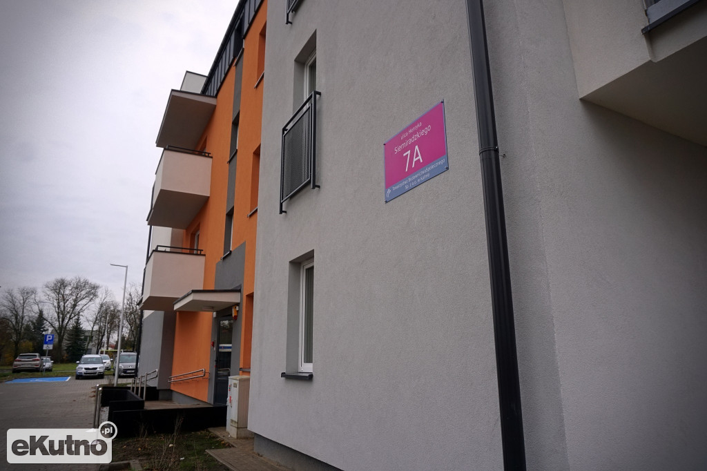 Zamieszkają przy ul. Siemiradzkiego