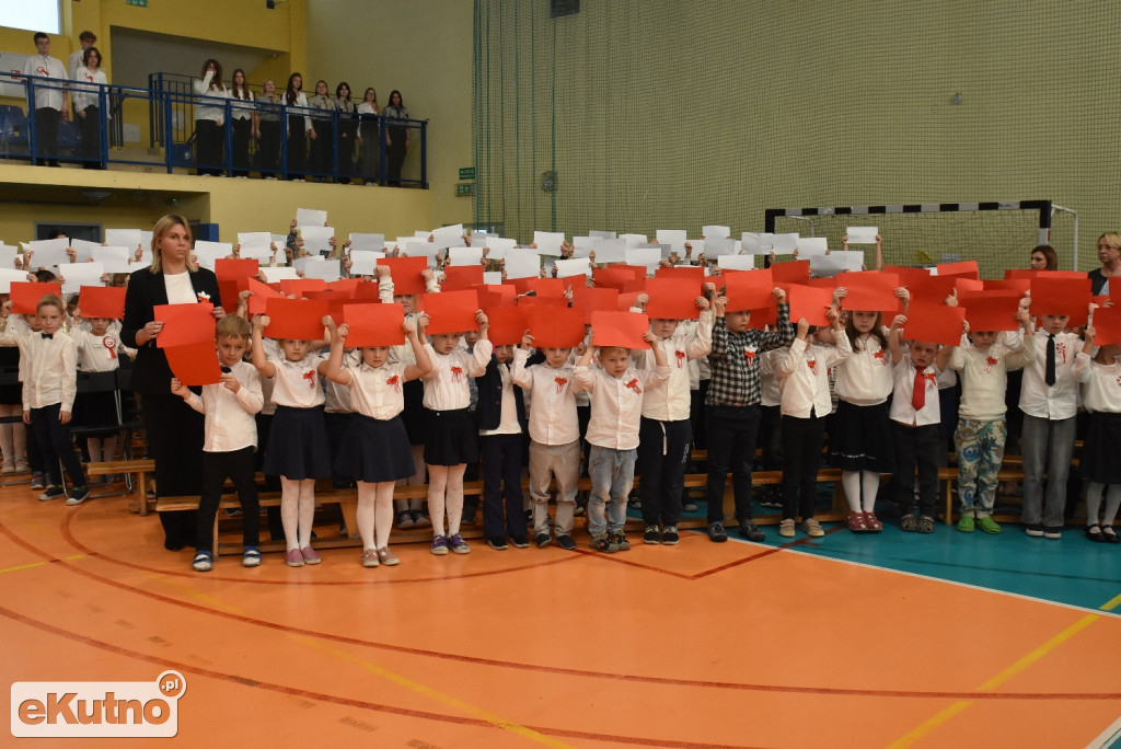 Obchody Święta Niepodległości w Szóstce