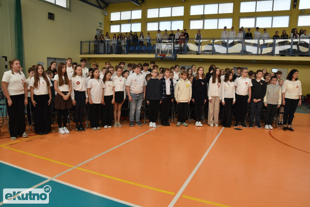 Obchody Święta Niepodległości w Szóstce