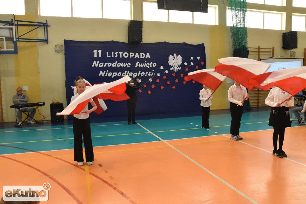 Obchody Święta Niepodległości w Szóstce