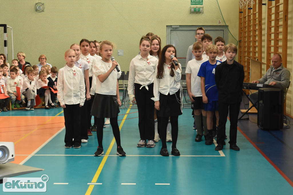 Obchody Święta Niepodległości w Szóstce