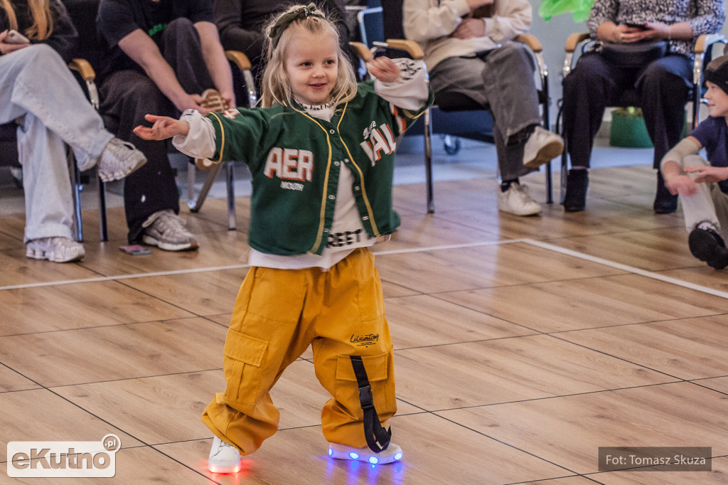  IV Wojewódzki Amatorski Konkurs Tańca Solowego