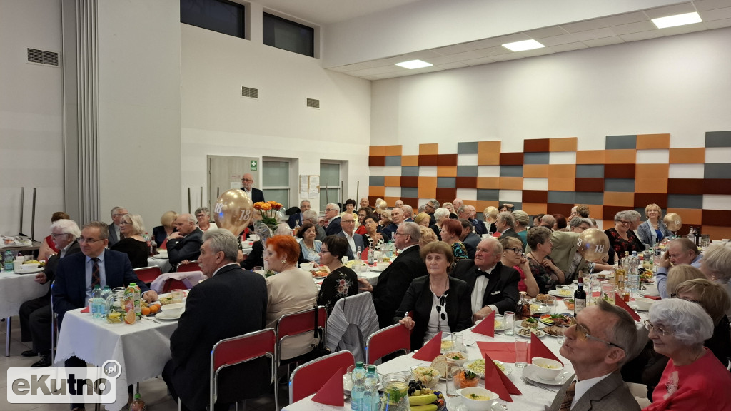 Bal maturalny Uniwersytetu Trzeciego Wieku