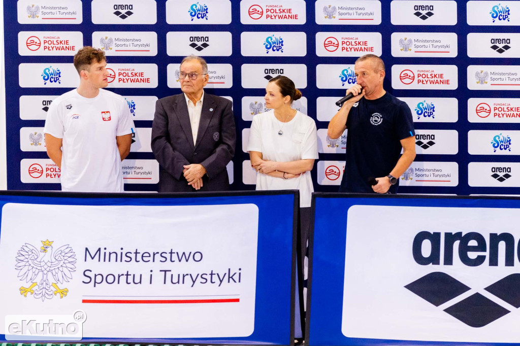 Młodzi pływacy z Kutna z medalami