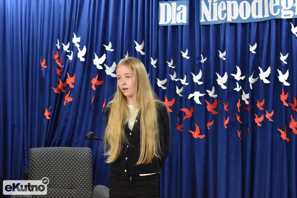 Konkurs Recytatorski Poezji Patriotycznej Dla Niepodległej