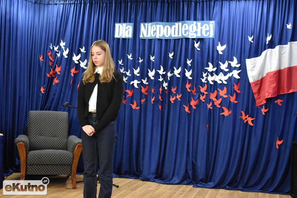 Konkurs Recytatorski Poezji Patriotycznej Dla Niepodległej