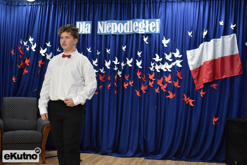 Konkurs Recytatorski Poezji Patriotycznej Dla Niepodległej