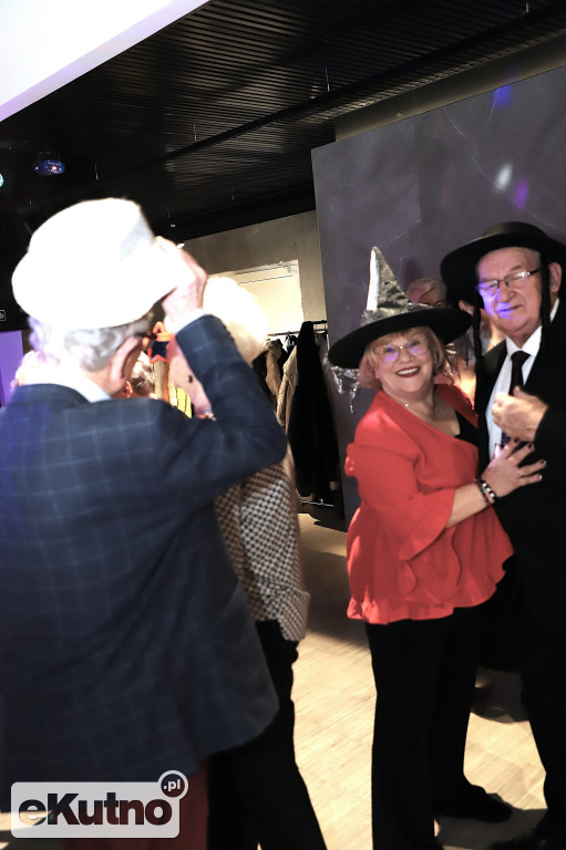 Andrzejki w Śmiechocinku w Kutnie cz.2