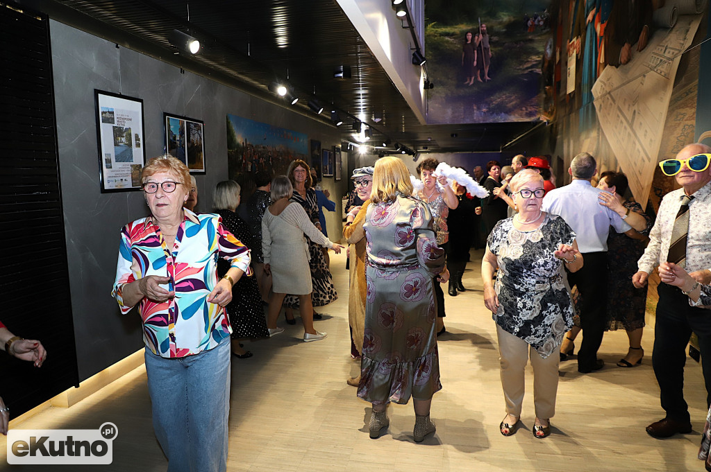 Andrzejki w Śmiechocinku w Kutnie cz.2