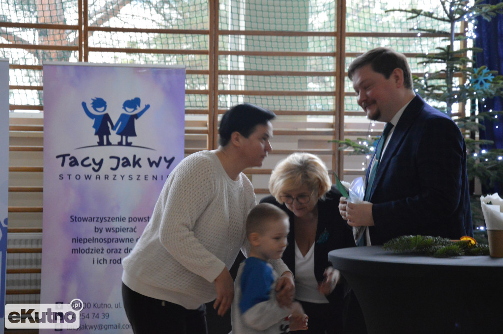  Inni, ale wyjątkowi