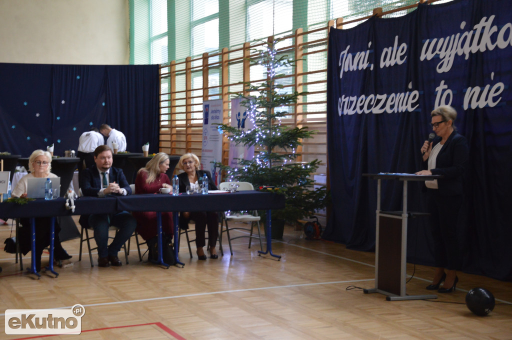  Inni, ale wyjątkowi