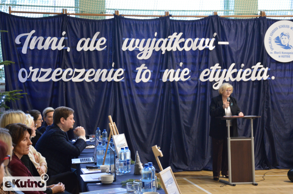  Inni, ale wyjątkowi