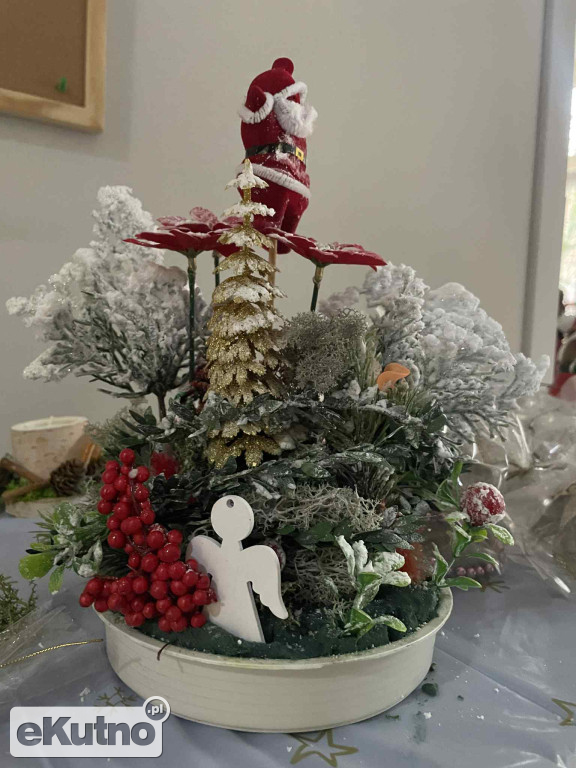 Świąteczny Kiermasz w Awangardzie