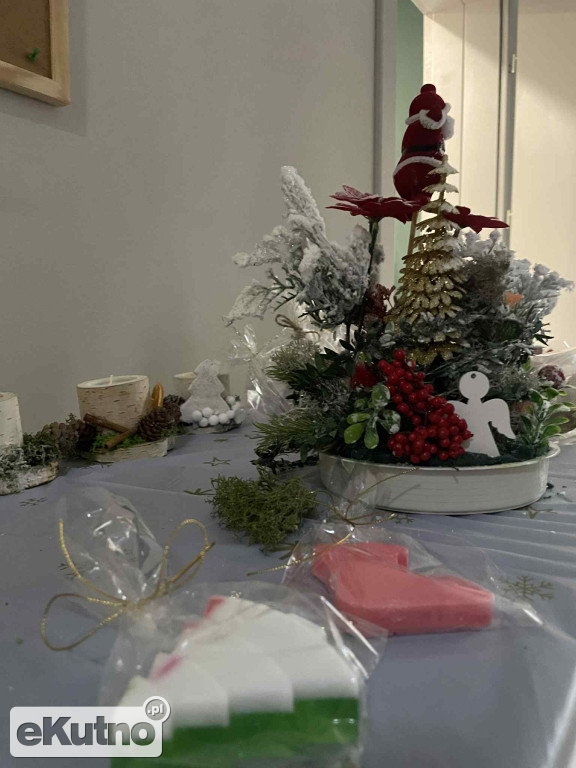 Świąteczny Kiermasz w Awangardzie