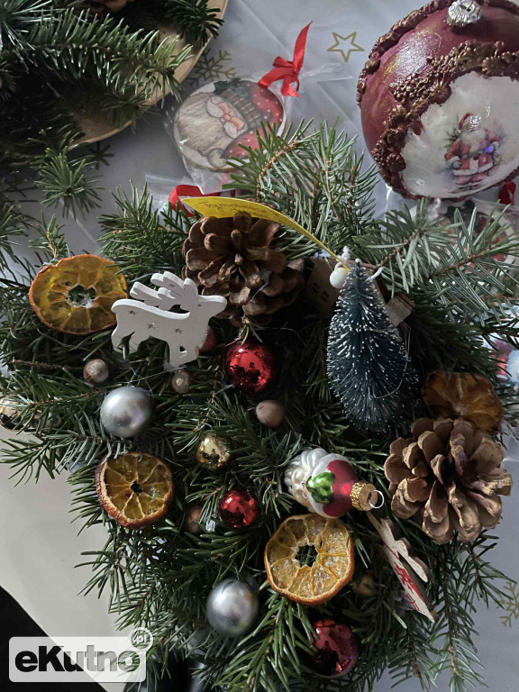 Świąteczny Kiermasz w Awangardzie