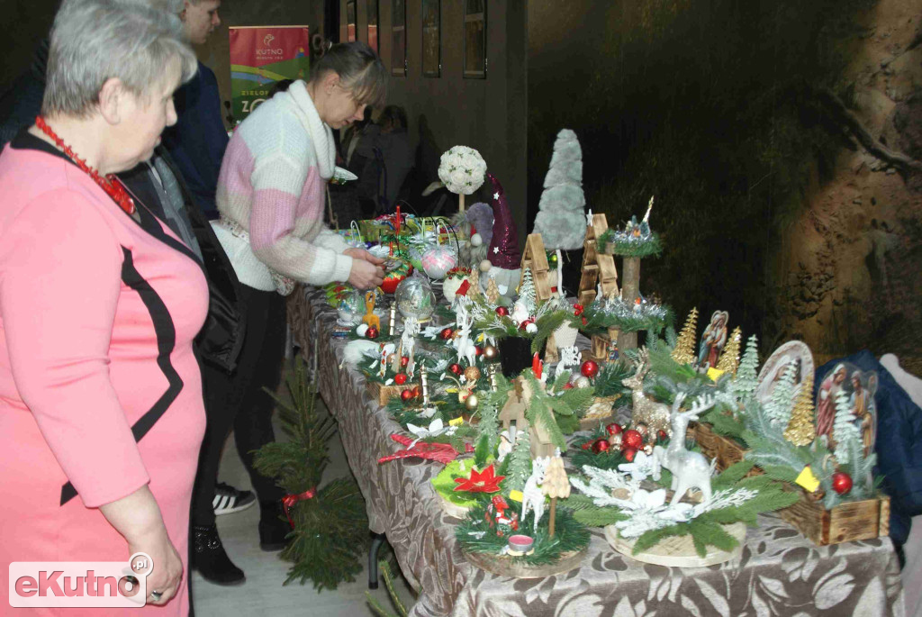 Kiermasz świąteczny TPZK