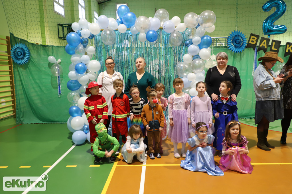 Bal karnawałowy w Czwórce