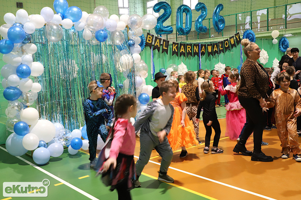 Bal karnawałowy w Czwórce