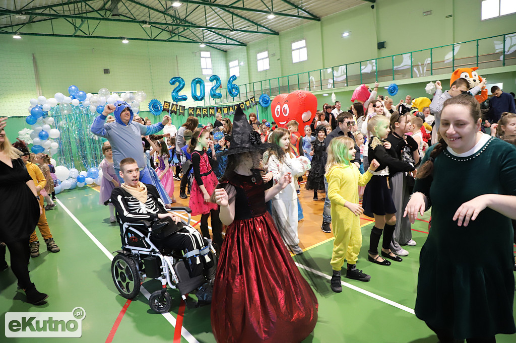 Bal karnawałowy w Czwórce