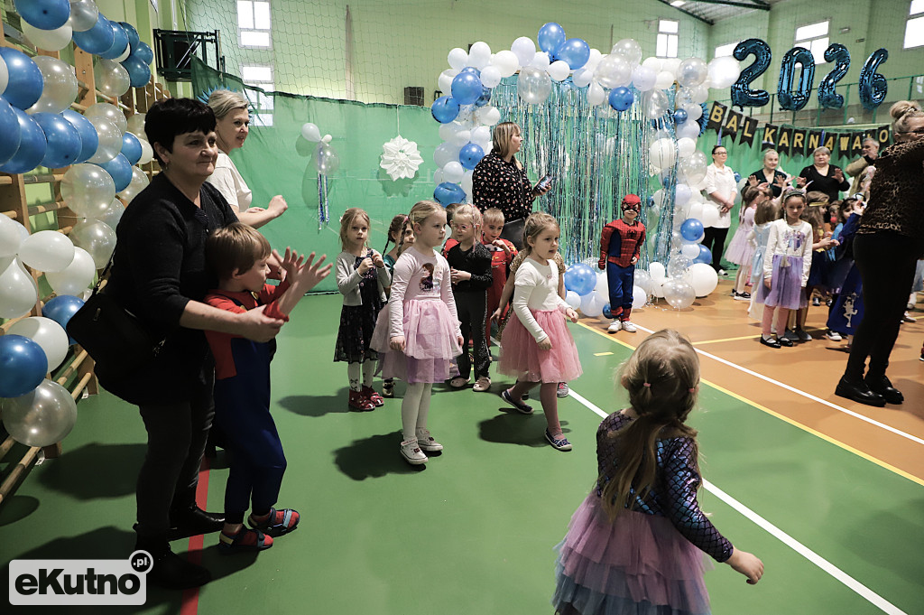 Bal karnawałowy w Czwórce