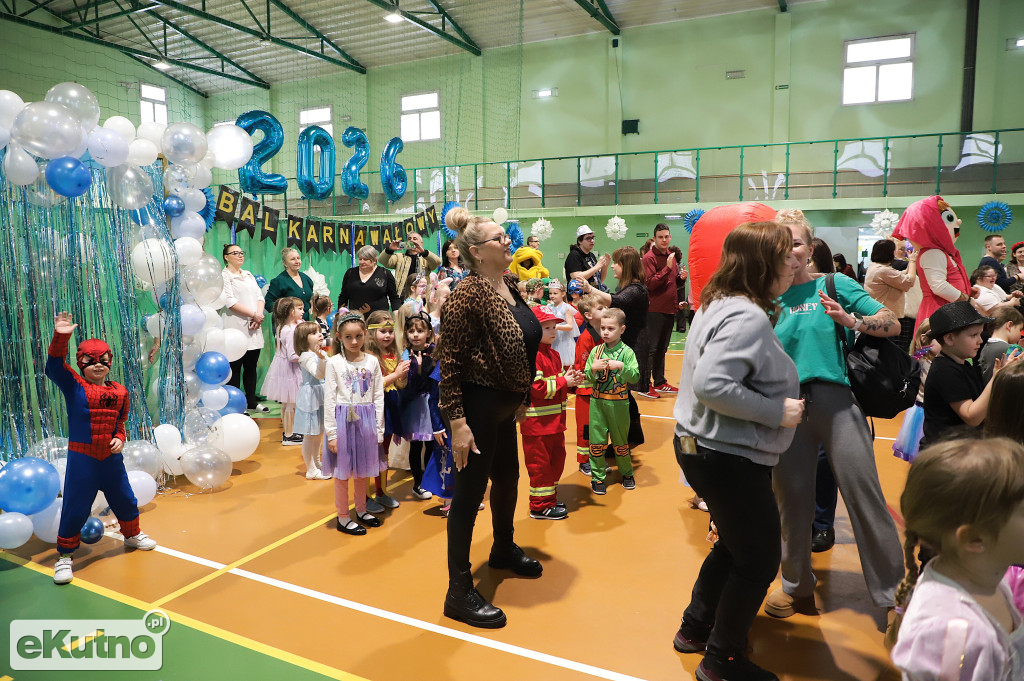 Bal karnawałowy w Czwórce