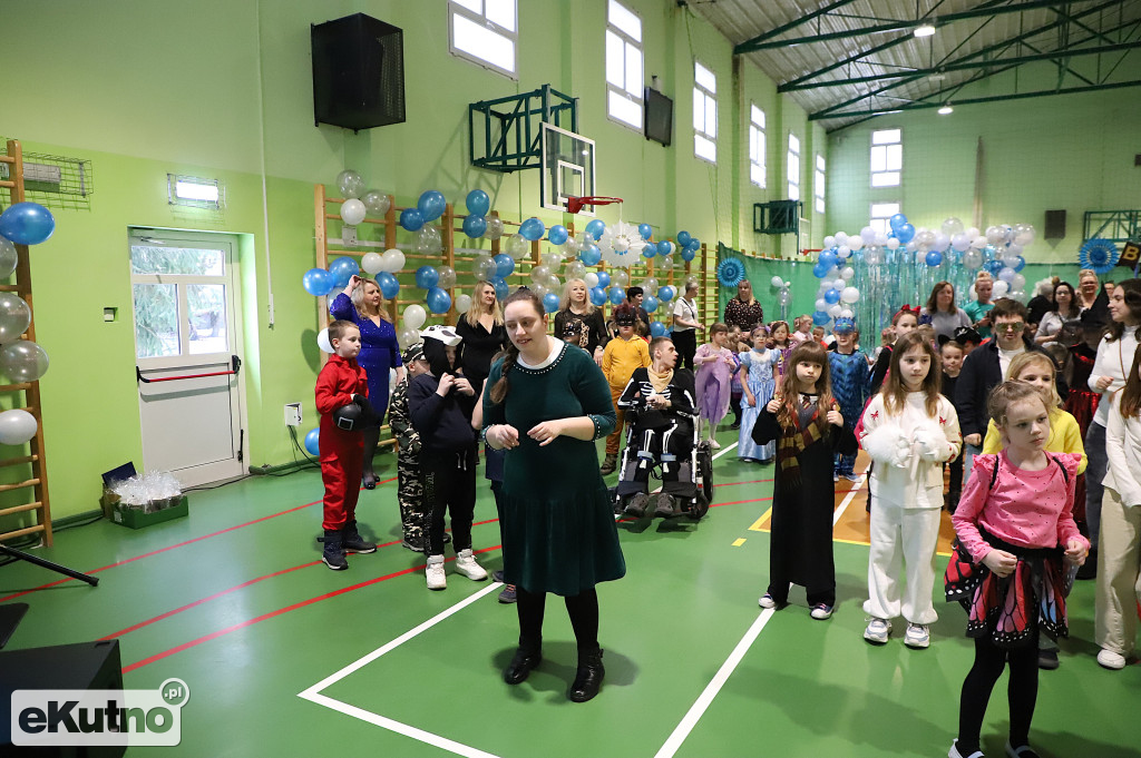 Bal karnawałowy w Czwórce