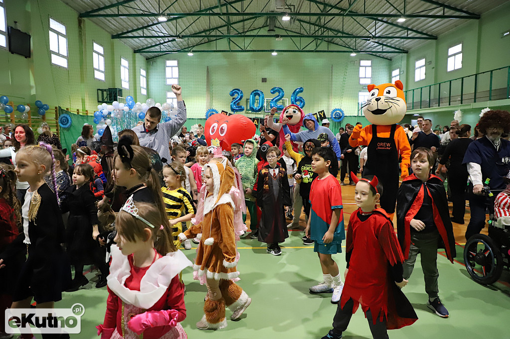 Bal karnawałowy w Czwórce