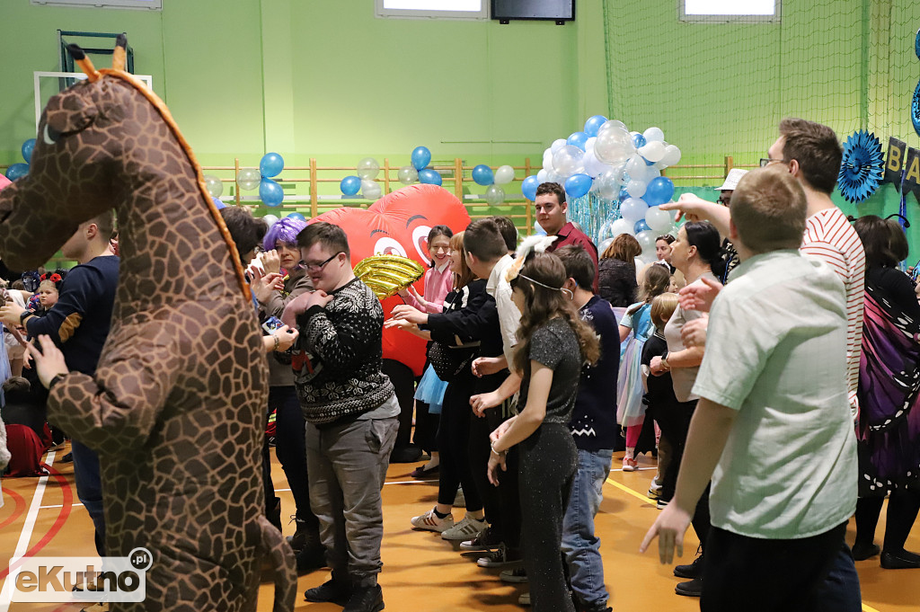 Bal karnawałowy w Czwórce