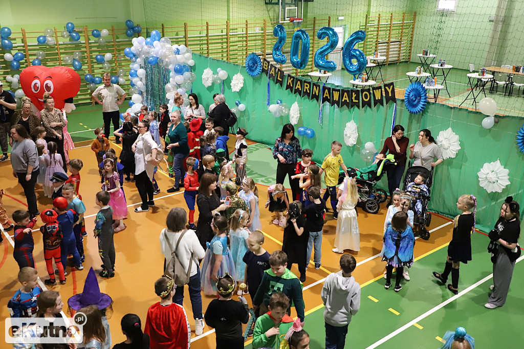 Bal karnawałowy w Czwórce