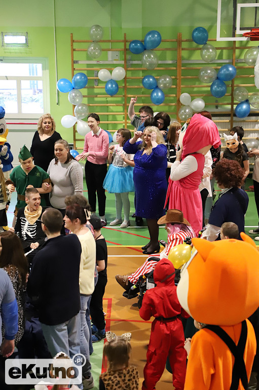 Bal karnawałowy w Czwórce