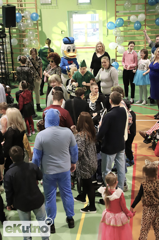 Bal karnawałowy w Czwórce