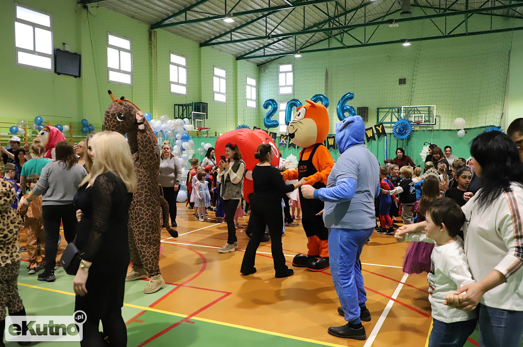 Bal karnawałowy w Czwórce