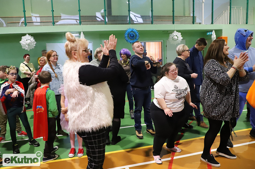 Bal karnawałowy w Czwórce