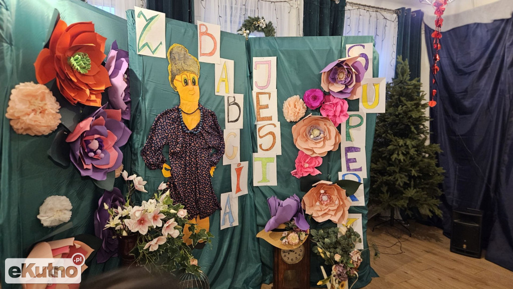 Z babcią jest super