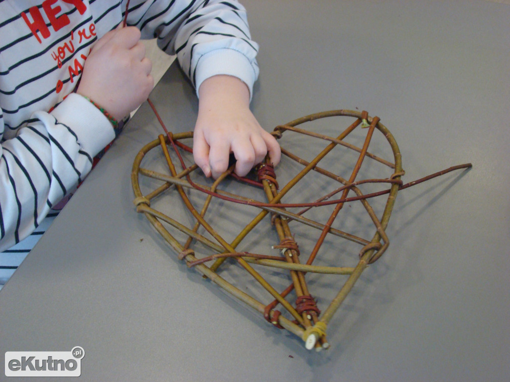 Wyplecione ferie z biblioteką w Kutnie