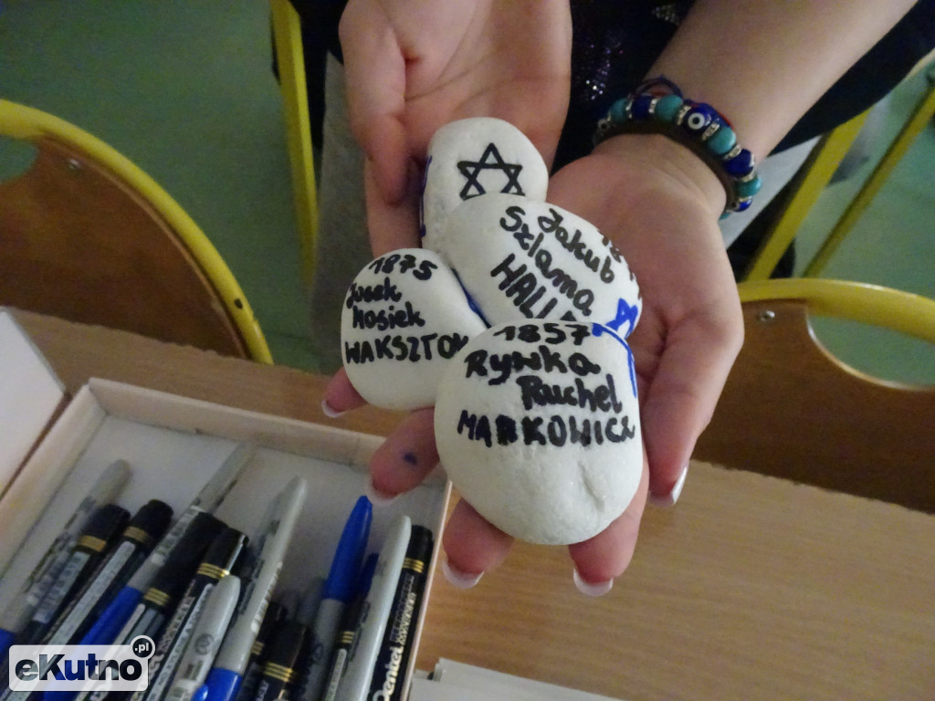 Kamienie wołać będą