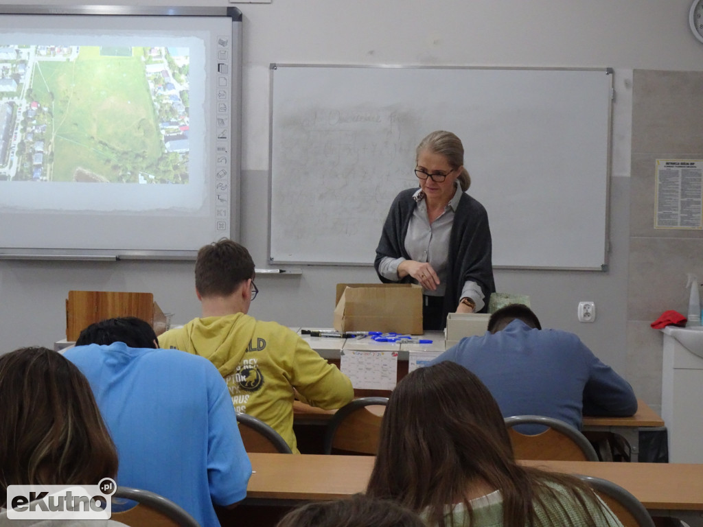 Kamienie wołać będą