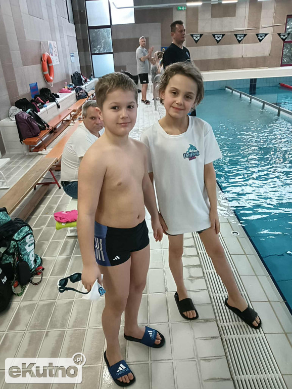 6 medali UKS Delfinek