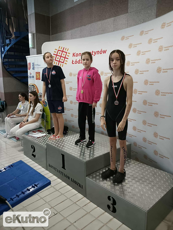 6 medali UKS Delfinek