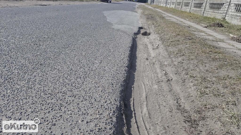 Kratery na drogach powiatowych