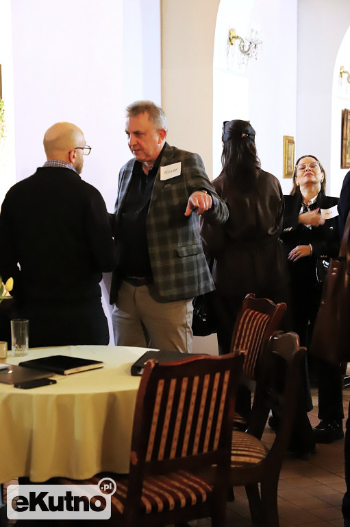 Śniadanie PKB 314 w Kutnie