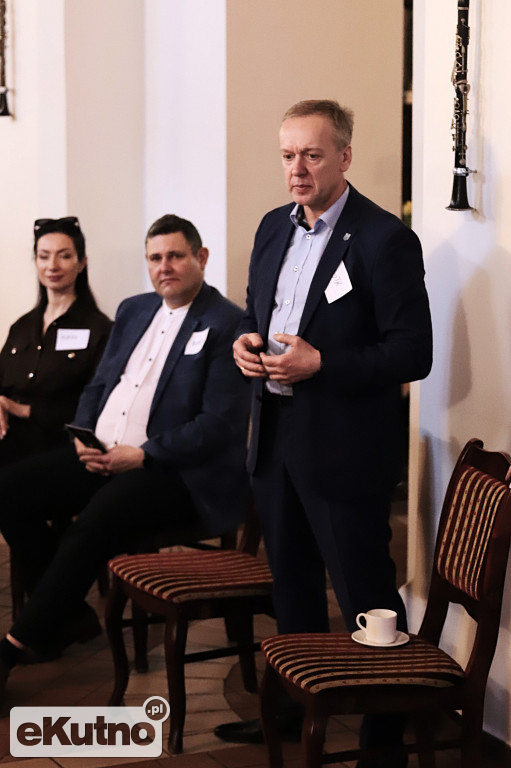 Śniadanie PKB 314 w Kutnie