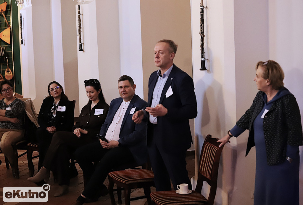 Śniadanie PKB 314 w Kutnie