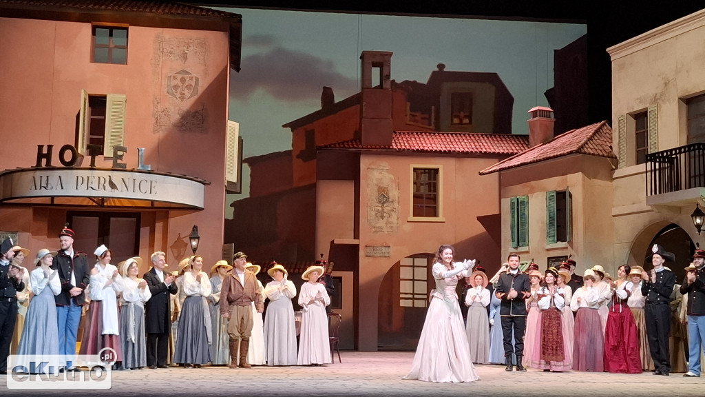 Seniorzy z Kutna na operze