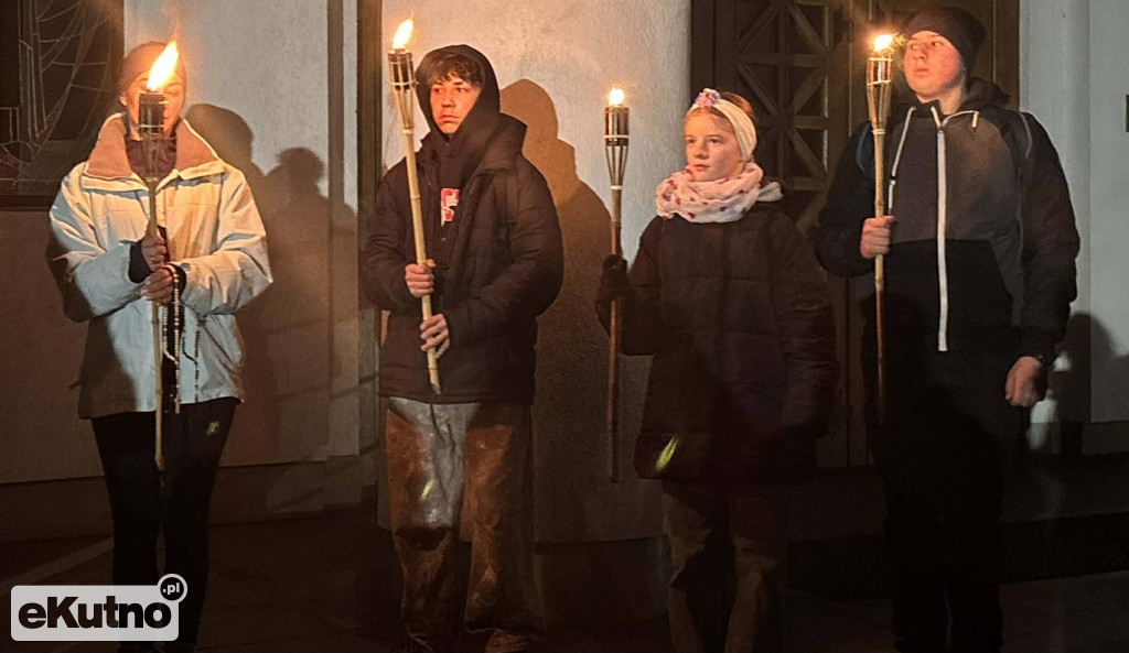 Droga Krzyżowa „PoKutnie”